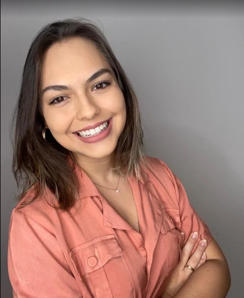 Letícia Mendonça Mota em retrato profissional